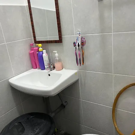 Mieda Rizqi Homestay Kampong Melayu Changkat Larah Exterior photo