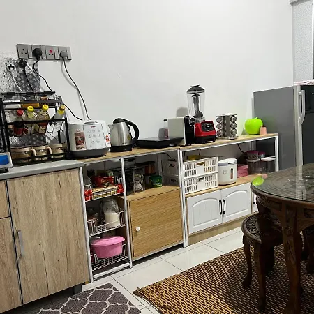 Mieda Rizqi Homestay Kampong Melayu Changkat Larah Exterior photo
